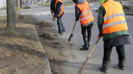 На прибирання вулиць Дніпра витратять 8 мільйонів доларів.