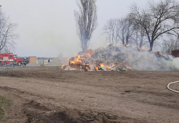 У Сквирській громаді пожежа знищила 100 тюків соломи